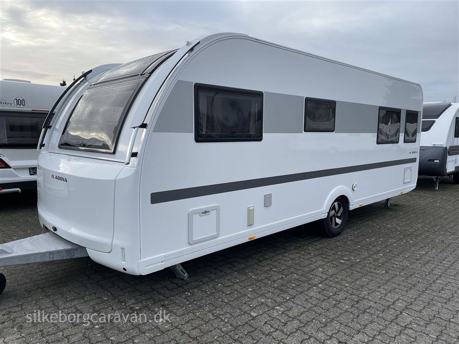 Adria Alpina 613 UT